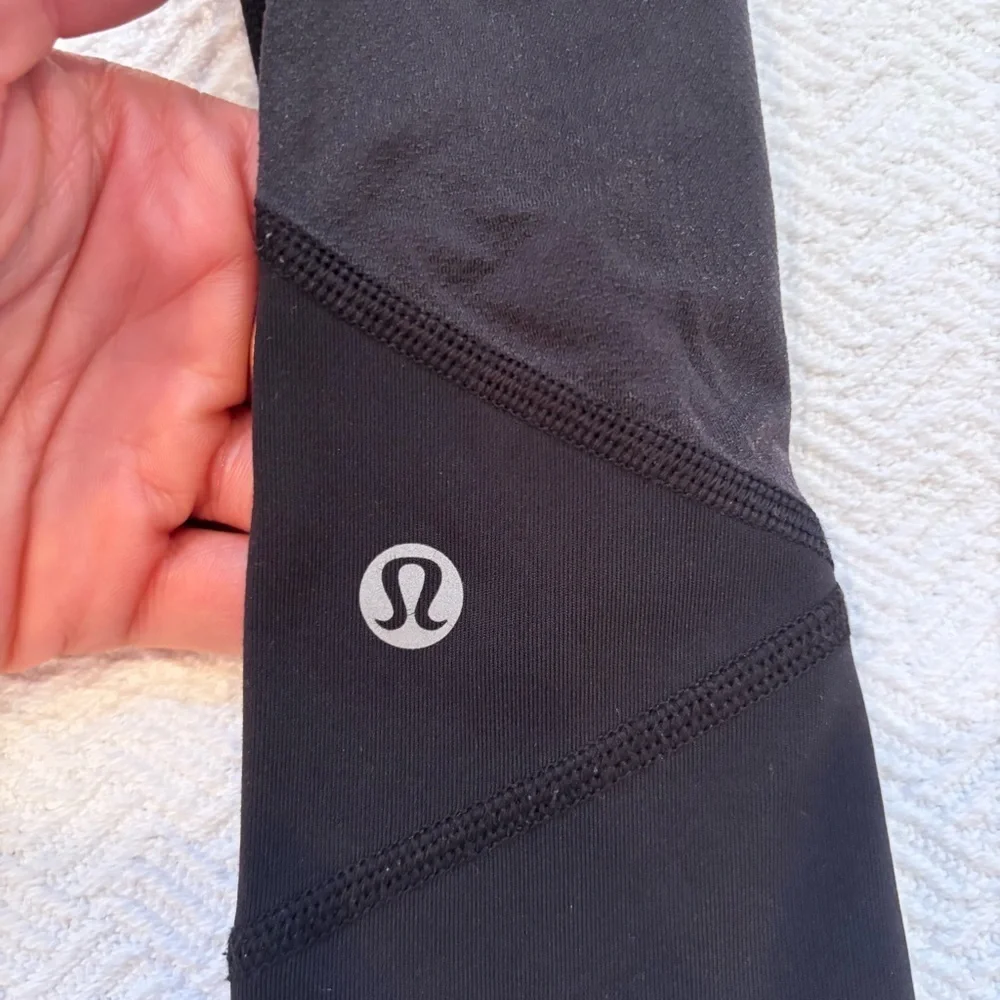 Lululemon Wunder Under Black Crop Leggings Size 6 Mesh Detail Drawstring Pockets